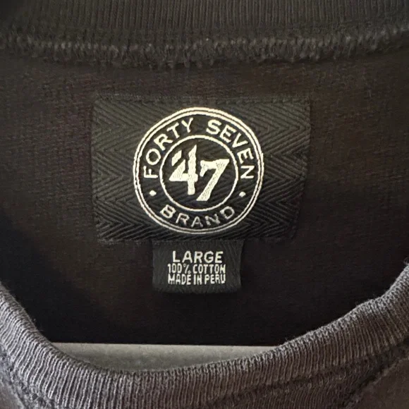 '47 LA Kings Black Kings Sweatshirt - Picture 4 of 7